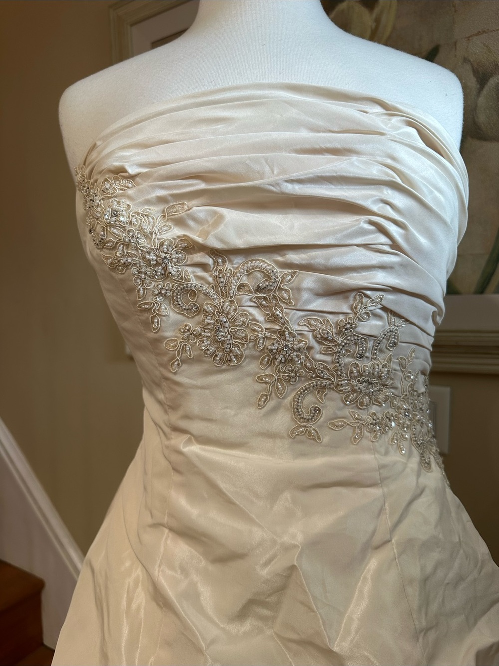 Davids Bridal Ivory Champagne Ruched lace Strapless Wedding Dress Sz 8 - Picture 13 of 16